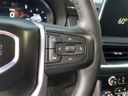 Used 2024 GMC Yukon XL SLT w/ SLT Luxury Package image 27