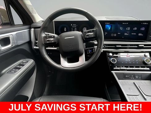 Used 2025 Hyundai Santa Fe SEL FWD image 10