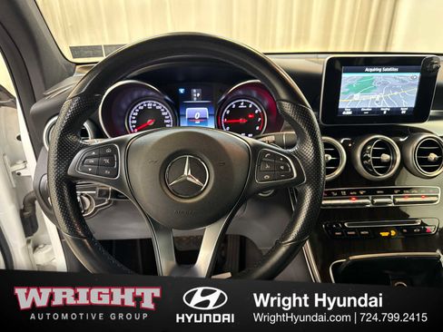 Used 2017 Mercedes-Benz GLC 300 4MATIC image 19
