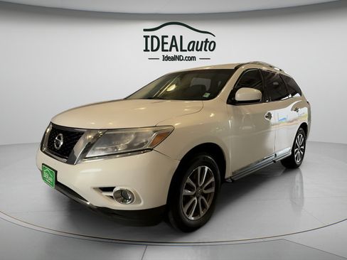 Used 2014 Nissan Pathfinder SL AWD/4WD image 8