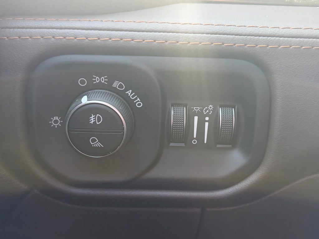 New 2026 RAM 3500 Longhorn AWD/4WD image 54