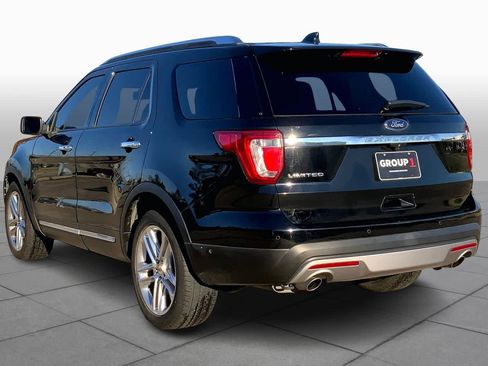 Used 2017 Ford Explorer Limited w/ Equipment Group 301A image 10