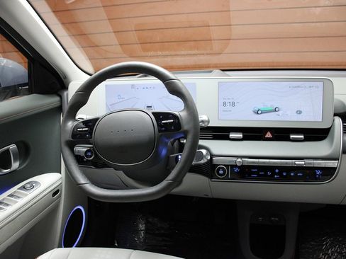 Used 2024 Hyundai Ioniq 5 Limited image 20