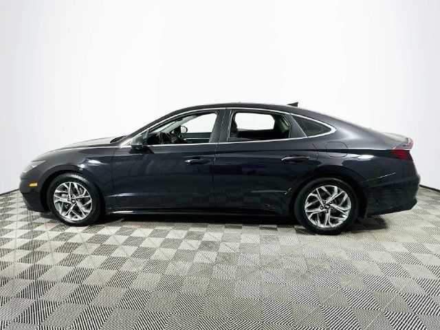 Used 2023 Hyundai Sonata SEL w/ Convenience Package FWD image 6