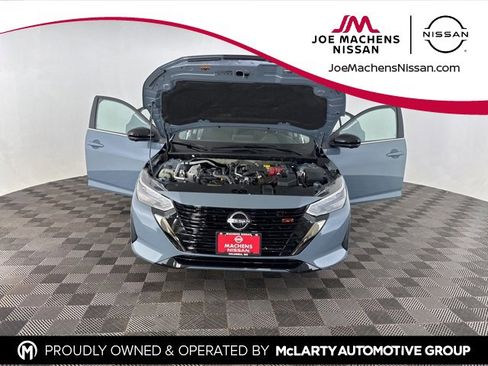 Certified 2025 Nissan Sentra SR w/ SR Premium Package image 11