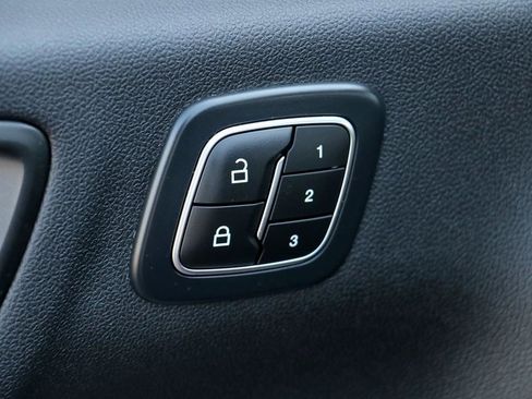 Used 2024 Ford Escape ST-Line Elite w/ Premium Technology Package image 17