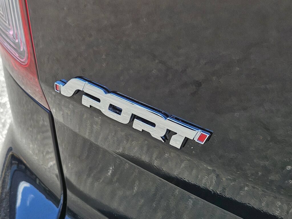 Used 2015 Ford Explorer Sport w/ Equipment Group 401A AWD/4WD image 10