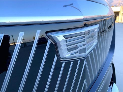 New 2026 Cadillac Escalade IQ Luxury 1 image 37