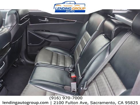 Used 2016 Kia Sorento SX image 17