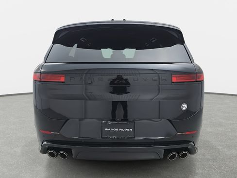 Used 2025 Land Rover Range Rover Sport SV Edition Two image 6