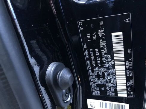 Used 2022 Toyota Highlander XLE image 34