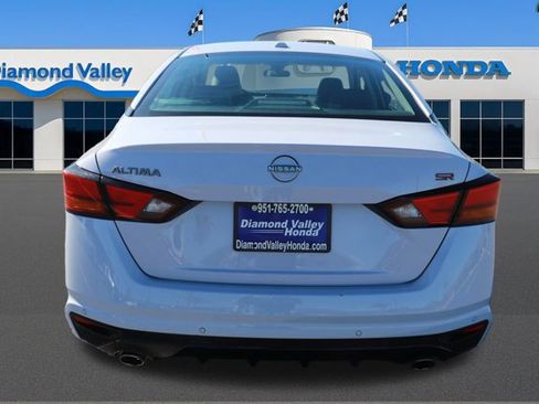 Used 2024 Nissan Altima 2.5 SR image 5