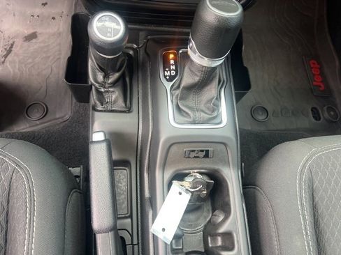 Used 2021 Jeep Gladiator Sport w/ Quick Order Package 24Q 80Th image 23