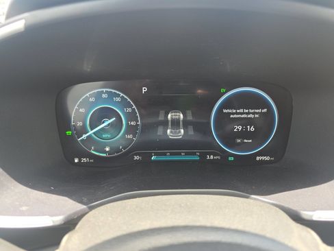 Used 2023 Hyundai Santa Fe SEL Premium w/ Cargo Package AWD/4WD image 2