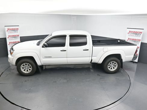 Used 2010 Toyota Tacoma 4x4 Double Cab image 26
