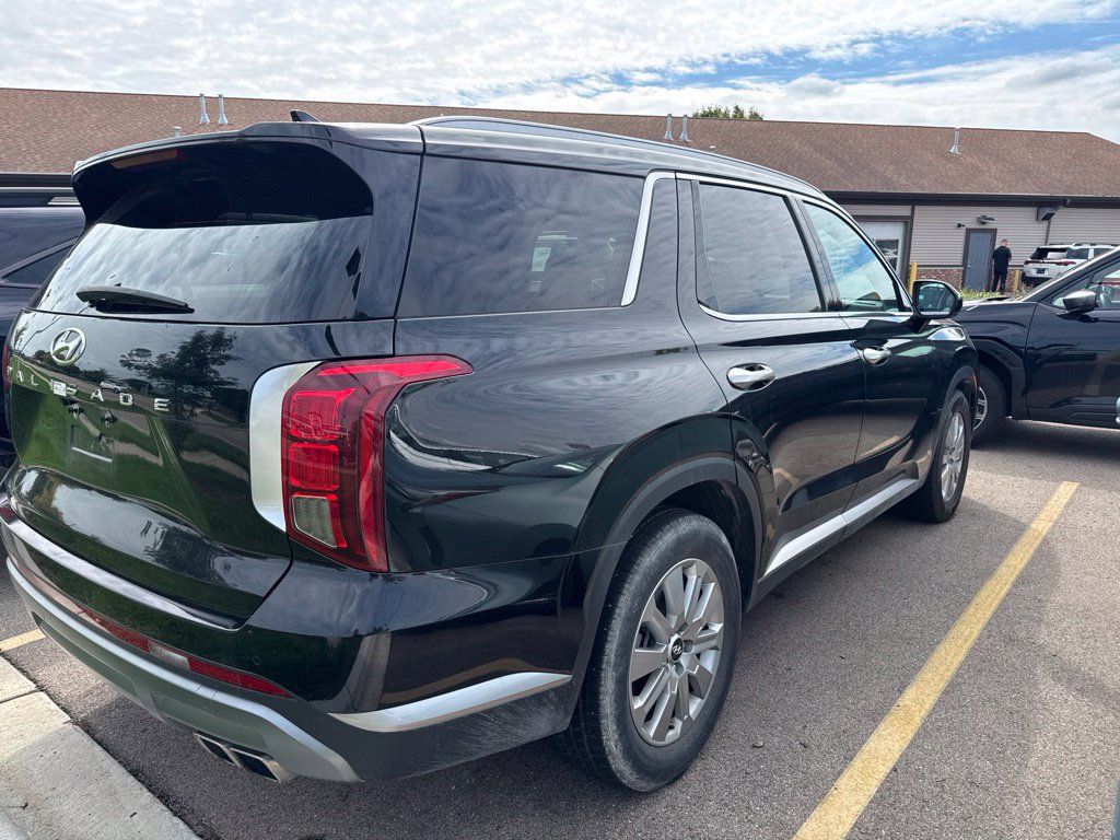 Used 2025 Hyundai Palisade SEL AWD/4WD image 3