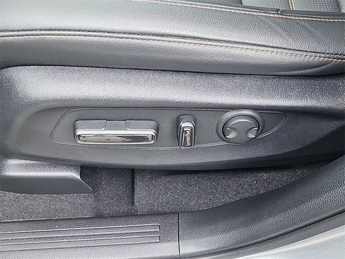 Certified 2025 Honda CR-V Sport-L image 22