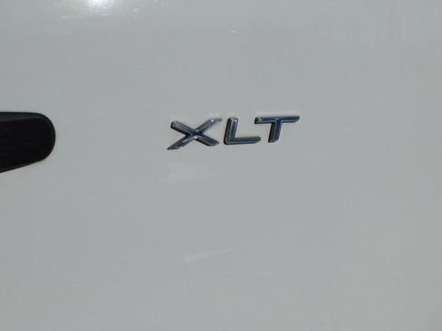 Used 2023 Ford Transit 350 XLT RWD image 38