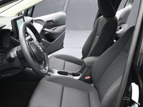 Used 2026 Toyota Corolla LE FWD image 23