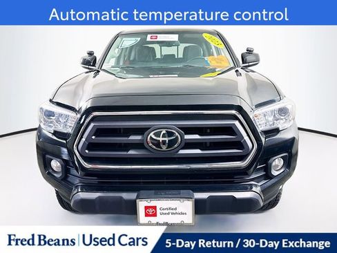 Used 2023 Toyota Tacoma SR5 AWD/4WD image 2