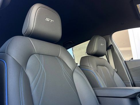 New 2026 Buick Envista Sport Touring w/ Convenience I Package FWD image 15
