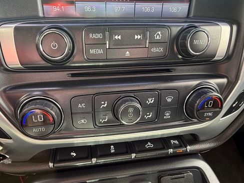 Used 2015 GMC Sierra 1500 SLT w/ SLT Crew Cab Value Package AWD/4WD image 19