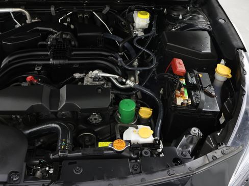 Used 2019 Subaru Outback 2.5i Premium image 19