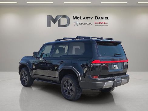 Used 2026 Lexus GX 550 image 4