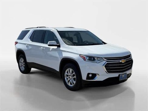 Used 2021 Chevrolet Traverse LT image 14