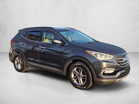 Used 2017 Hyundai Santa Fe Sport FWD image 3