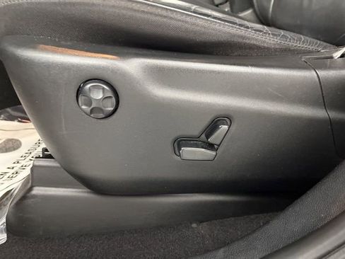 Used 2020 Jeep Grand Cherokee Limited image 33