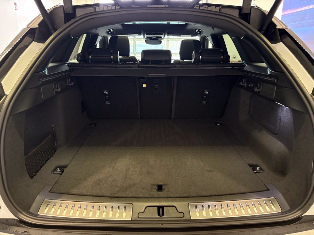 New 2026 Land Rover Range Rover Velar S AWD/4WD image 11