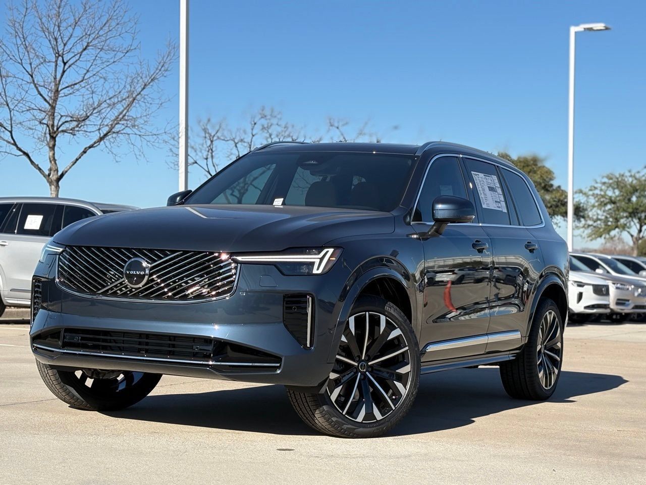 New 2026 Volvo XC90 B6 Plus AWD/4WD image 2