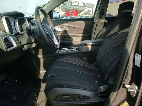 Used 2016 Chevrolet Equinox LT w/ Convenience Package image 12