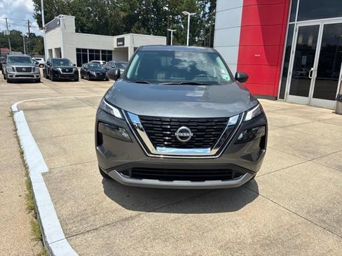 Used 2023 Nissan Rogue S FWD image 2