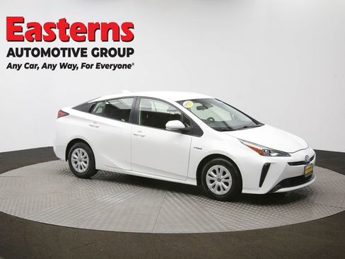 Used 2022 Toyota Prius LE image 45