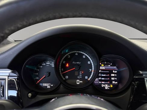 Used 2018 Porsche Macan Turbo w/ Premium Package Plus AWD/4WD image 24