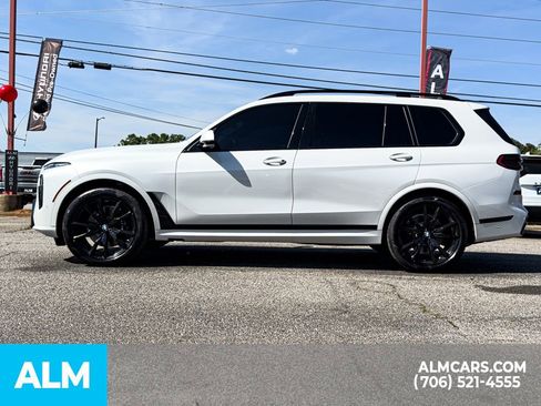 Used 2024 BMW X7 xDrive40i w/ M Sport Package AWD/4WD image 11