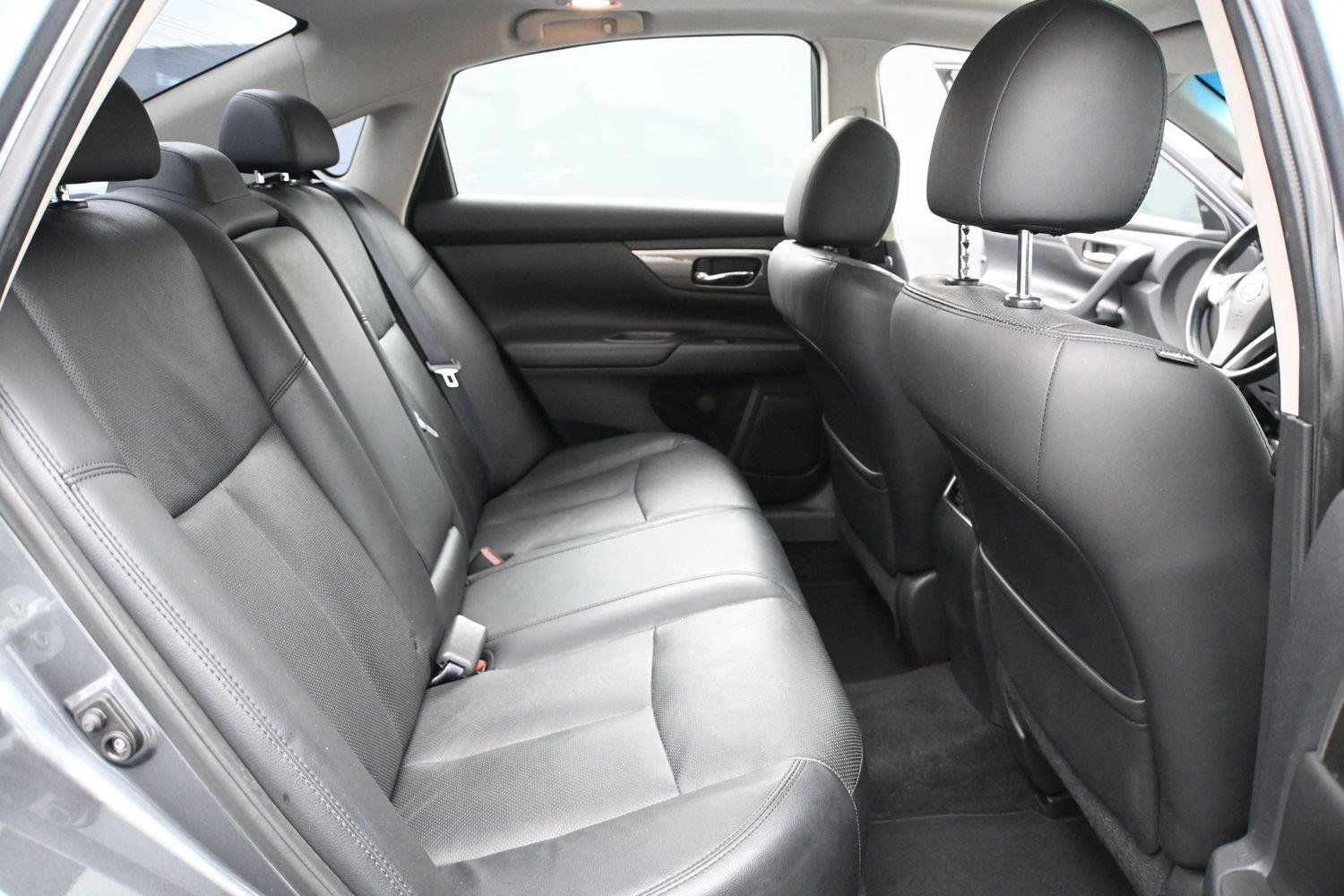 Used 2015 Nissan Altima 2.5 SL w/ Technology Package FWD image 20