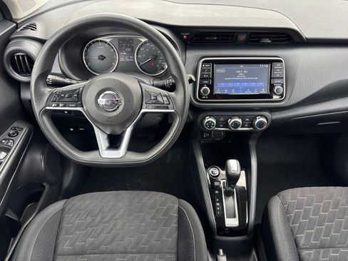 Used 2021 Nissan Kicks S FWD image 19