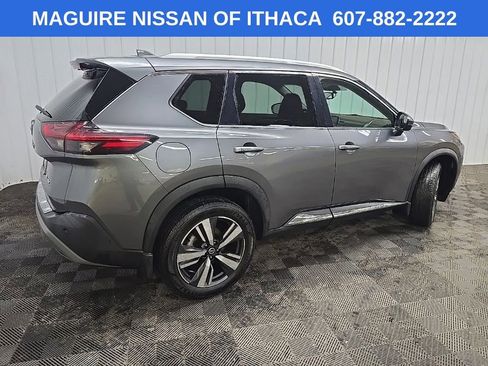 Used 2021 Nissan Rogue SL AWD/4WD image 3