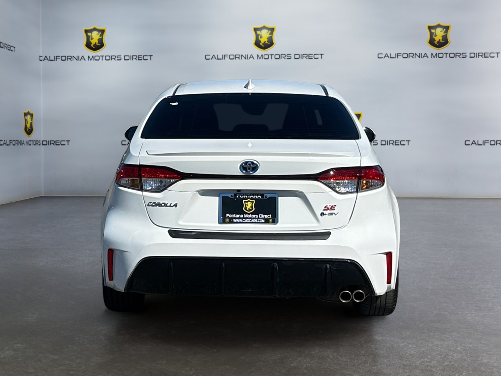 Used 2025 Toyota Corolla SE w/ SE Premium Package FWD image 4