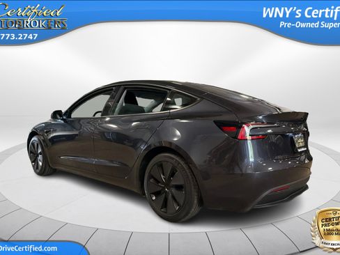 Used 2025 Tesla Model 3 Long Range RWD image 8
