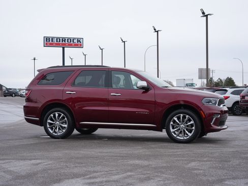 Used 2022 Dodge Durango Citadel image 2