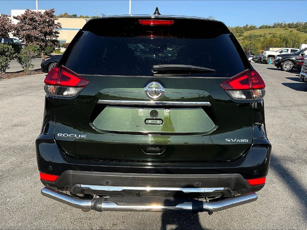 Used 2020 Nissan Rogue SV AWD/4WD image 13