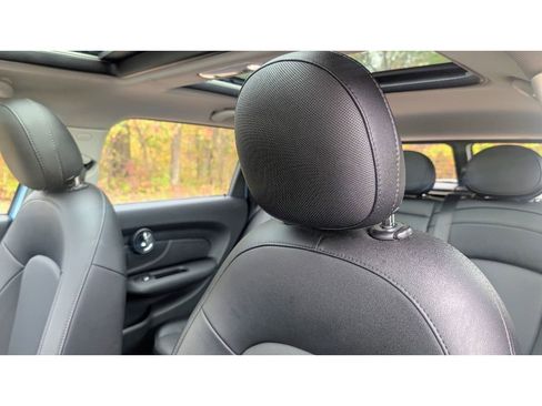 Used 2017 MINI Cooper Clubman ALL4 image 16