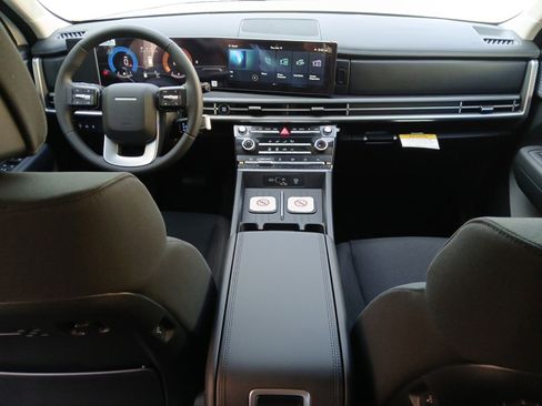 New 2026 Hyundai Santa Fe SE image 10