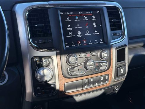 Used 2018 RAM 1500 Laramie w/ Convenience Group image 11