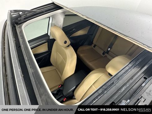Used 2020 Volkswagen Jetta SE w/ SE Cold Weather Package FWD image 21