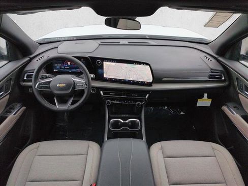 New 2026 Chevrolet Traverse LT w/ Sun and Wheel Package image 15